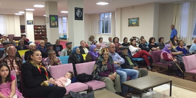 Huzurevindeki Yaşlılara Türk Sanat Müziği Konseri