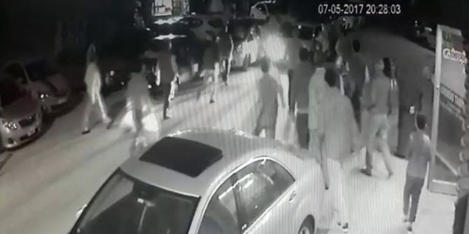 Herkesin Önünde Kız Kaçırdı