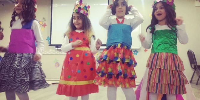 Miniklerden Anneler Günü Gösterisi