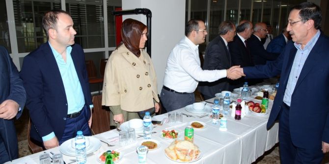 Palandöken Belediyesi Yeni Meclis Salonu Mesaisine Başladı