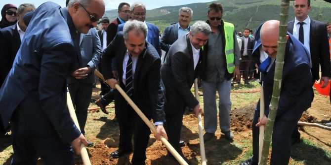 Akşehir Belediyesi’nden 15 Temmuz Şehitleri Hatıra Ormanı