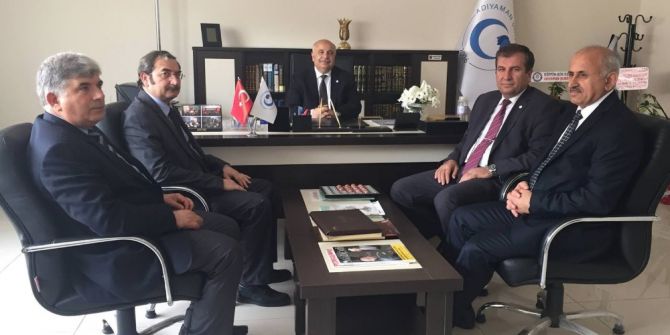 İslami İlimler Fakültesi Dekan Vekilliğine Prof. Dr. Gündoğar Atandı