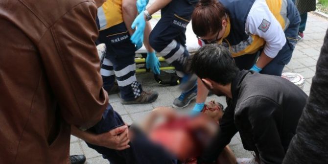 Kütahya’da Bıçaklı Kavga: 1 Yaralı