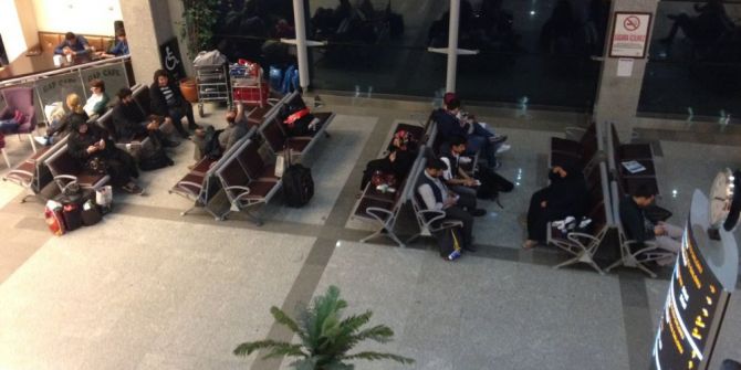 Şanlıurfa’da Lastiği Patlayan Uçak 8 Saat Rötar Yaptı