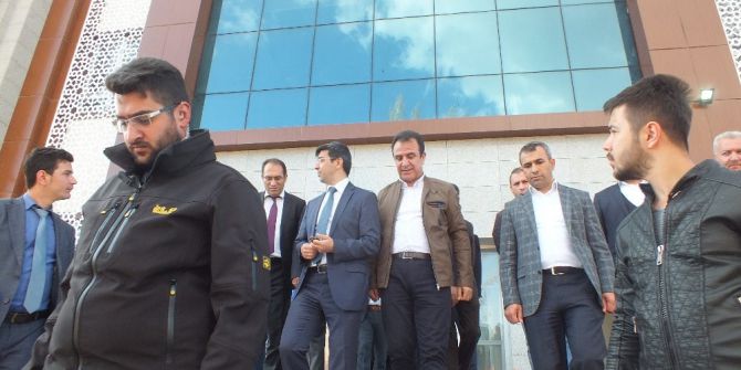 Başakşehir Belediyesi Heyetinden Malazgirt’e Ziyaret