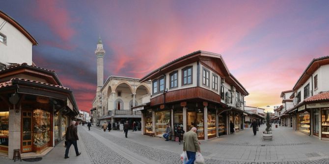 Başkan Akyürek: “Tarihe Vefa Boynumuzun Borcudur”