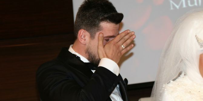Başkan Yağcı Nikah Şahitliği Yaptı, Damat Gözyaşlarını Tutamadı