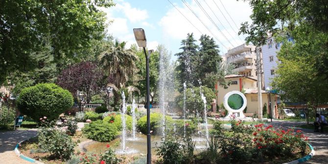 Haliliye’de Parklar Yaza Hazır