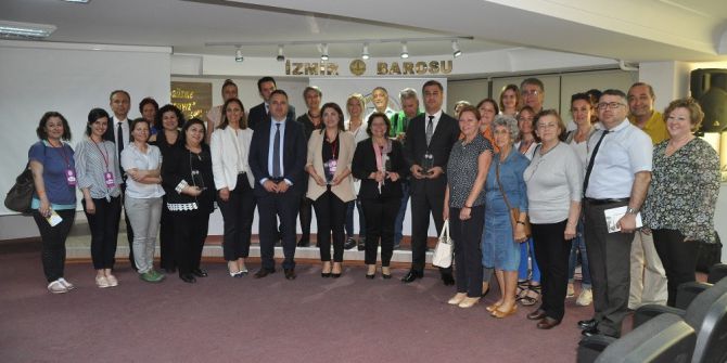 İzmir’de 310 Koruyucu Aile Var