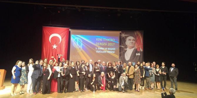Nilüfer Belediyesi “Tiyatro”ya Emek Ödülü