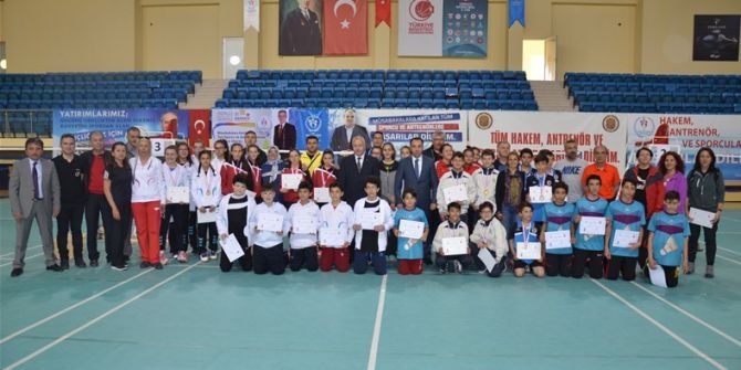 Bilecik’in Ev Sahipliği Yaptığı Badminton Yıldızlar Grup Müsabakaları Sona Erdi