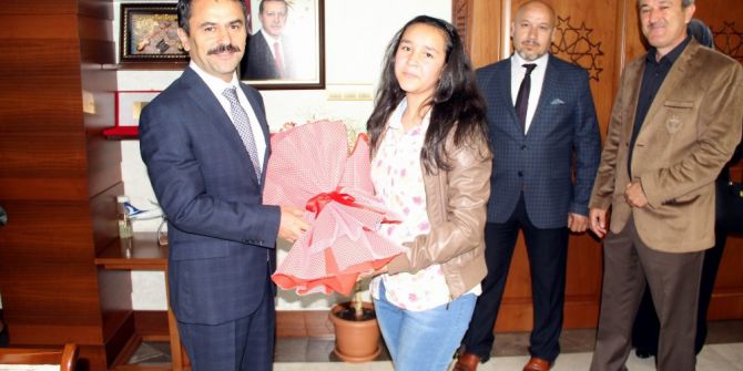 İhh’dan Vali Aktaş’a Ziyaret