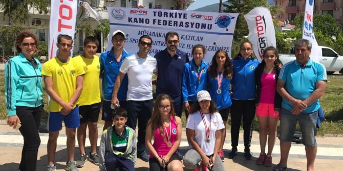 Büyükşehirli Kanocular Yine Kürsüde