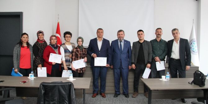 Kto’da Uygulamalı Girişimcilik Eğitimi Alan Kursiyerlere Sertifikaları Verildi