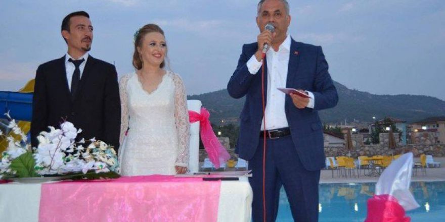 Başkan Yaman, Genç Çiftin Nikahını Kıydı