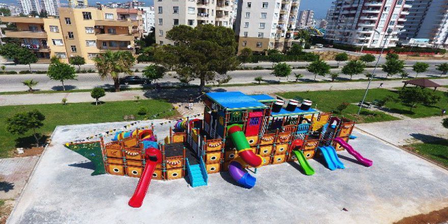 Erdemli’de 25 Köye Çocuk Parkı Yapıldı