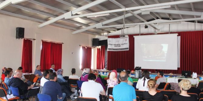 Kastamonu’da Eğitime Oyun Terapisi Desteği