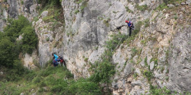 Macera Hastanede Ve Karakolda Bitti