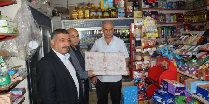 Elif’i Havada Yakalayarak Kurtaran Esnaf Ödüllendirildi