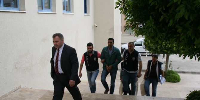 Gözaltına Alınan Hdp İlçe Başkanı Adli Kontrol İle Serbest