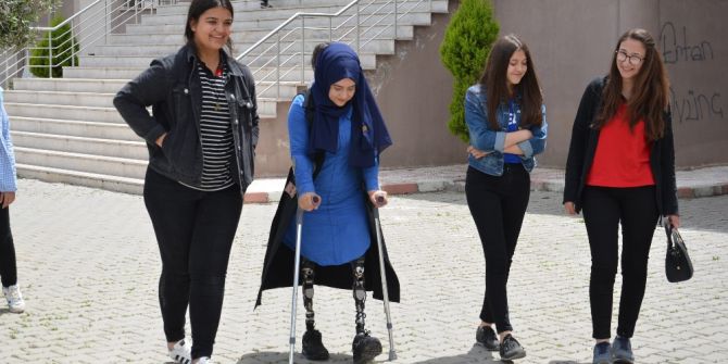 İki Bacağını Kaybetti Hayallerinden Vazgeçmedi