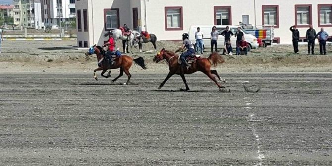 Atlı Cirit’te Finalistler Belli Oldu