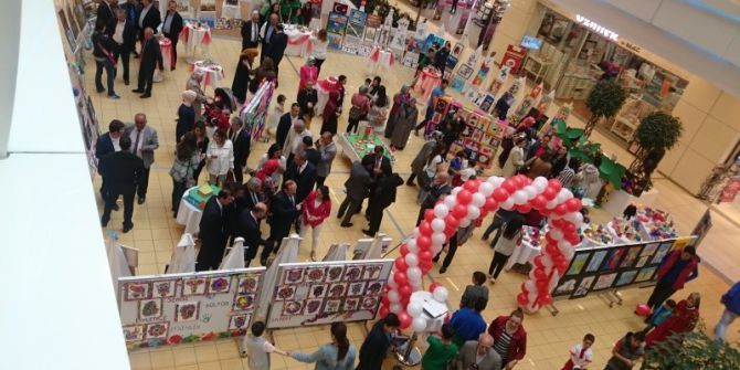 Osman Düşüngel Ortaokulu’ndan Yıl Sonu Sergisi