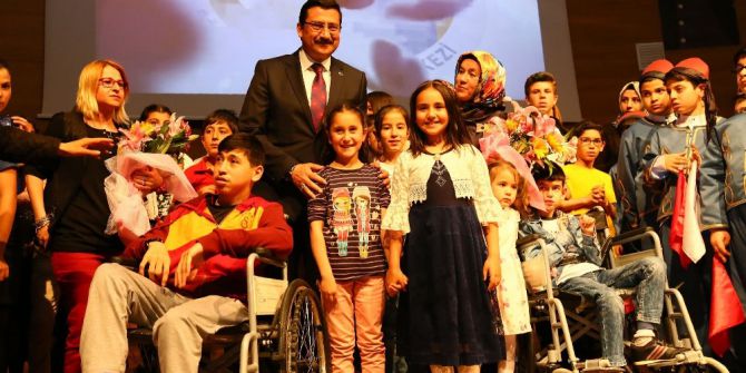 Kedem’li Öğrencilerden ’Anneler Günü’ne Özel Kutlama