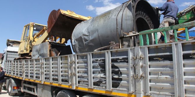 Van Büyükşehir Belediyesi Hurdaları Ekonomiye Kazandırıyor