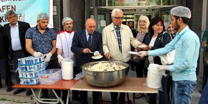 Halka Pilav Ve Ayran İkramı