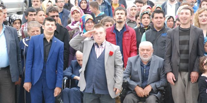 Down Sendromlu Gencin Vatan Sevgisi