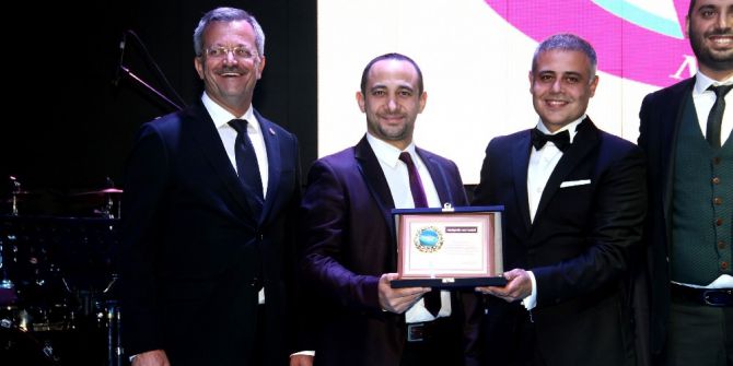 Yenişehir Hastanesine Plaket