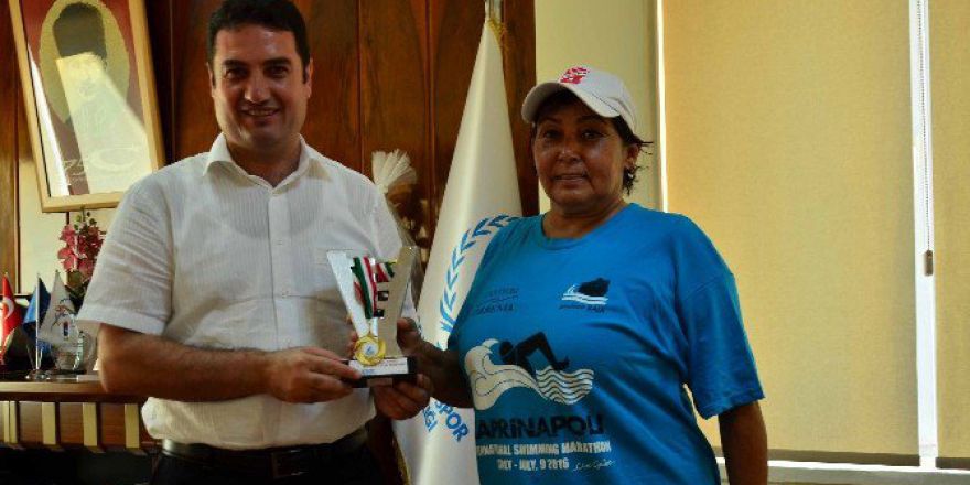 Ataşbak, Capri- Napoli Maratonu’nu Tamamlayan Arslan’ı Kabul Etti