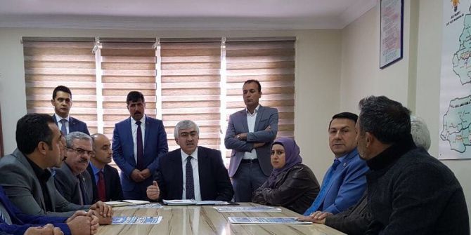 Öz: “Milletimizin Emrindeyiz”