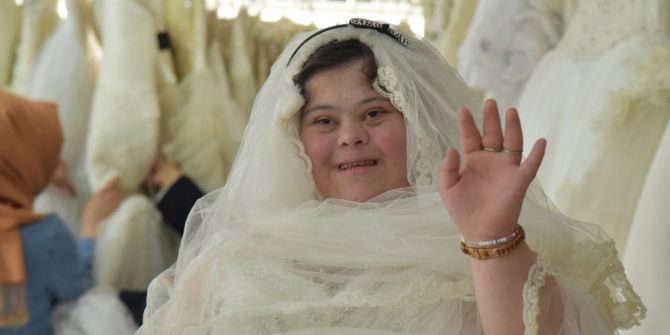 Down Sendromlu Güllü’nün Gelinlik Hayali Gerçek Oldu