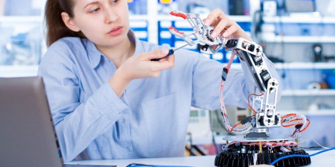 Genç Tasarımcılar Endüstrileri Forse Ediyor