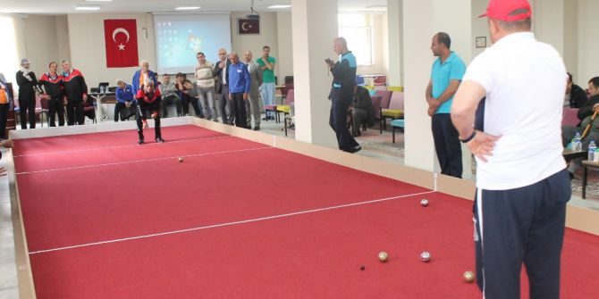 Huzurevi Sakinleri ‘Bocce’ Turnuvasında Buluştu