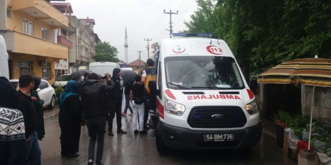 Kumaş Değiştirme Kavgasında Kan Aktı: 5 Yaralı