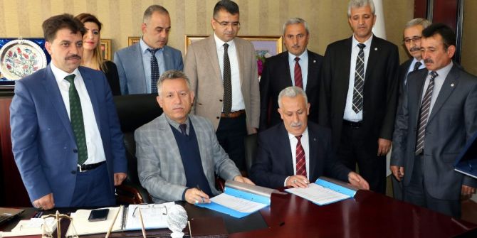 Yozgat Belediyesinde Toplu Sözleşme Sevinci