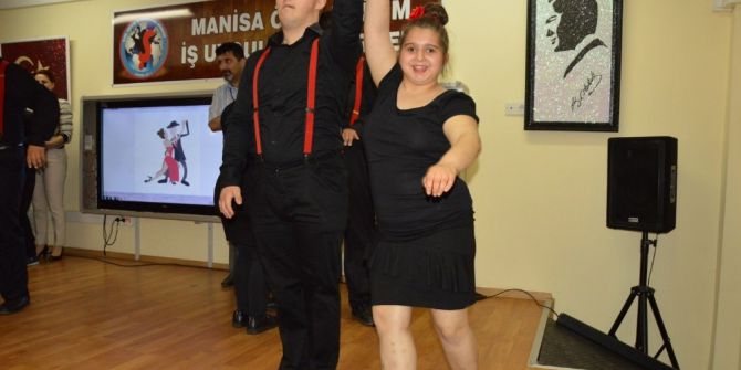 Özel Çocuklardan Özel Gösteri