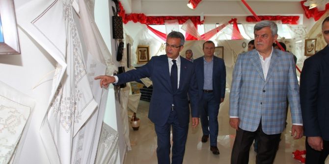 Gesmek Yılsonu Sergisi Açılıyor