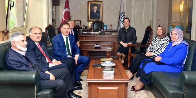 Bakan Kaya Kdk’yı Ziyaret Etti