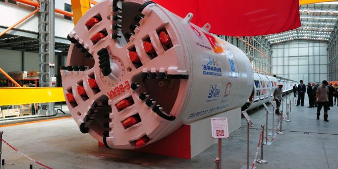 İlk Yerli Tünel Açma Makinesi Tanıtıldı