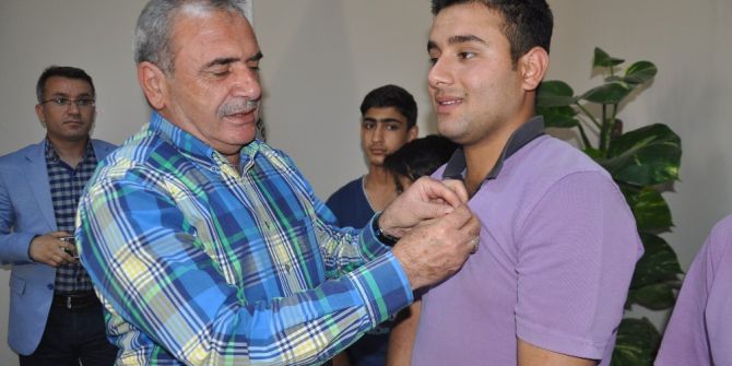 Reyhanlı’da Başarılı Öğrencilere Ödül