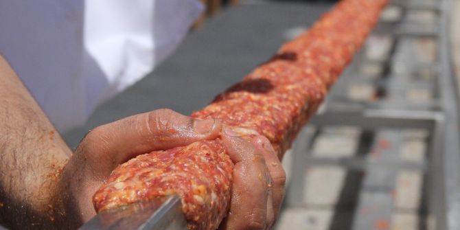 30 Metrelik Kebap İzdihamı
