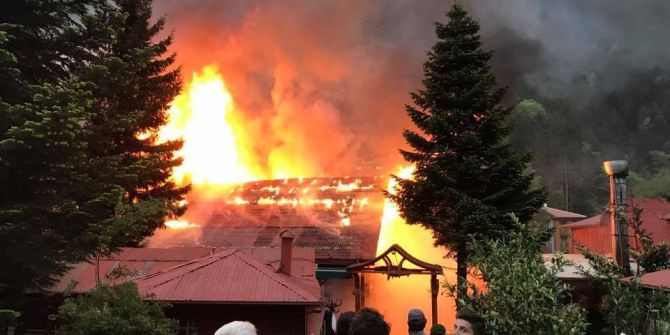 Uzungöl’de Yangın