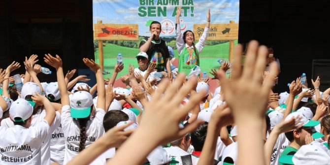 Fadıloğlu 700 Öğrenci İle Sağlık İçin Yürüdü