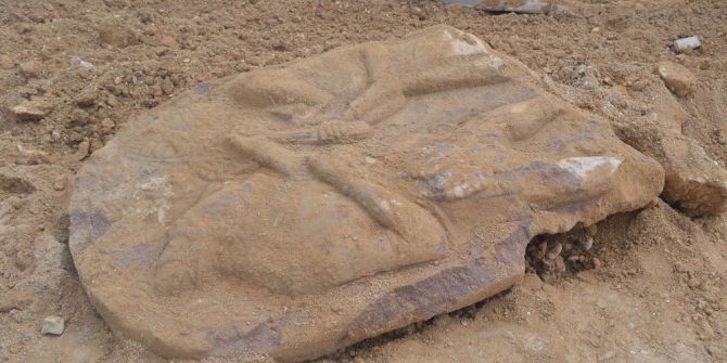 2 Bin 700 Yıllık Olduğu Söylenen Stel Sahte Çıktı