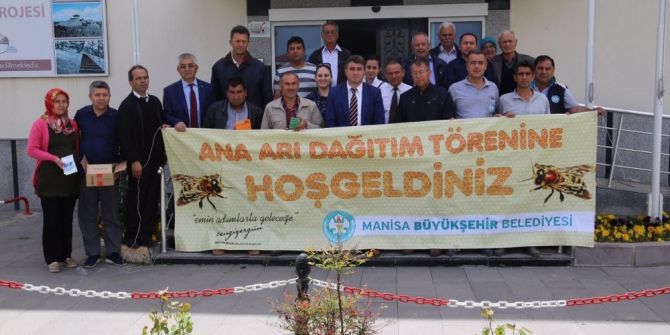 Büyükşehir Ana Arı Dağıtıma 3 İlçede Daha Devam Etti