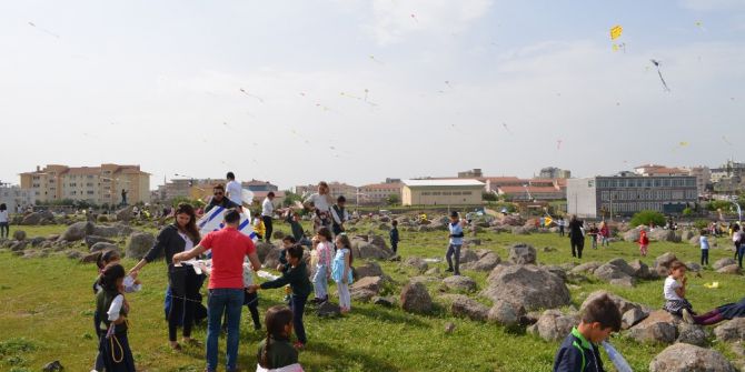 İdilde Uçurtma Etkinliğine Yoğun İlgi